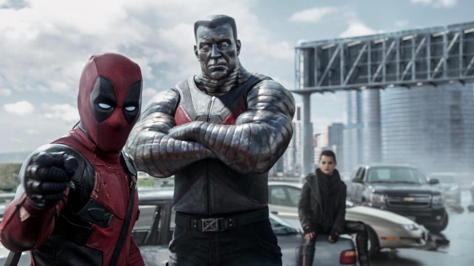 Colossus schramstnul pět herců